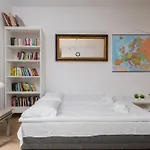 Bonifraterska City Centre Studio